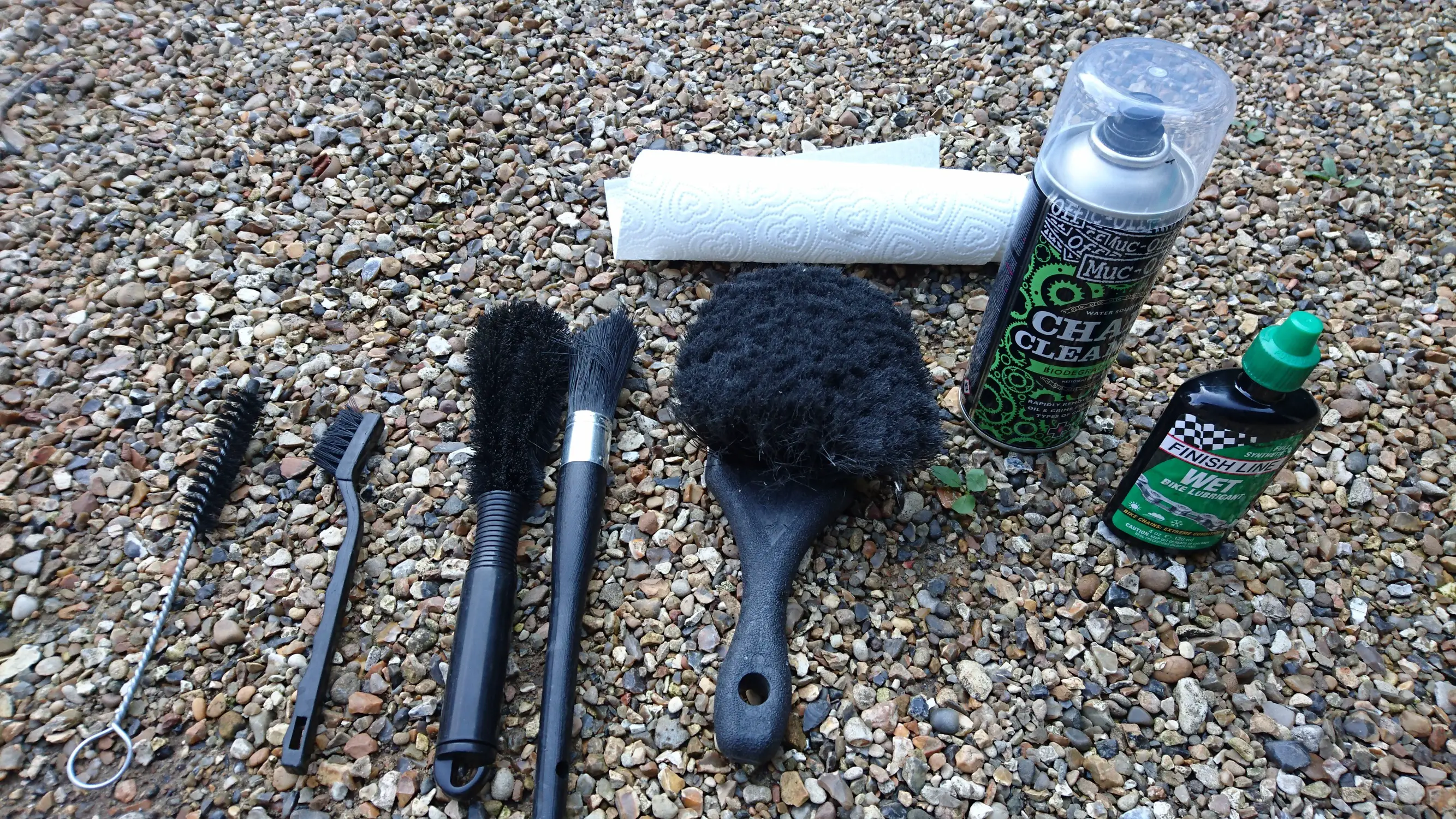Tools And Materials for Clean Mountain Bike