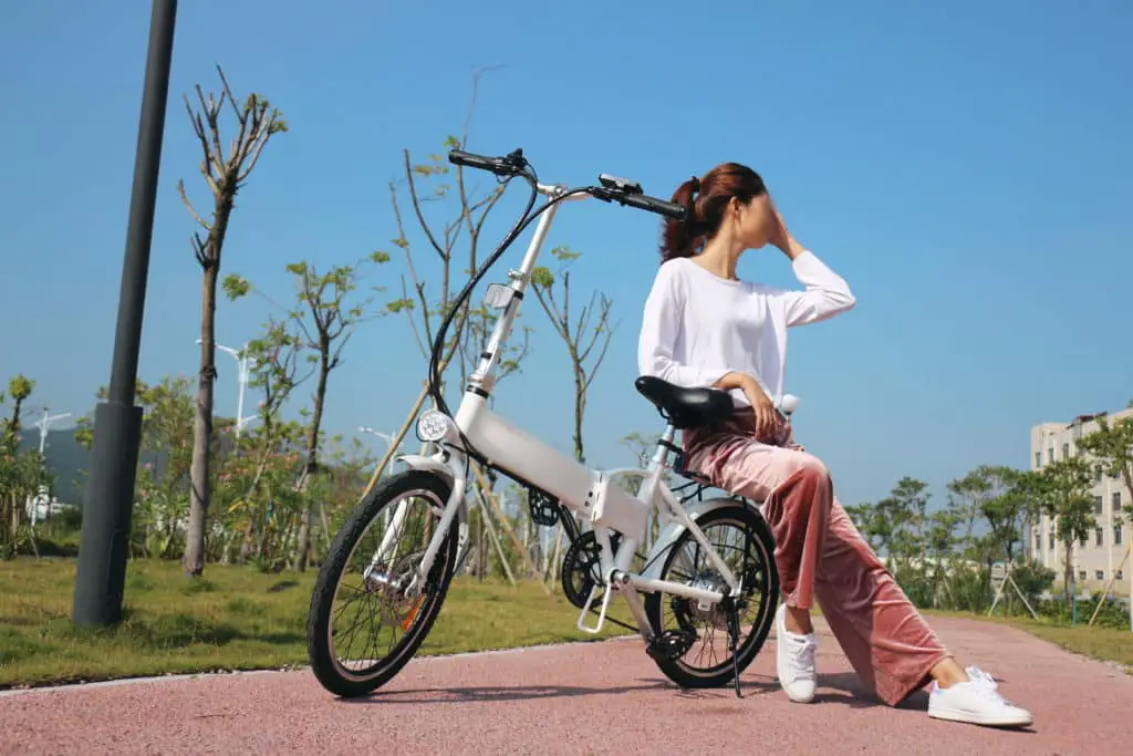 Ride a Bike During Early Pregnancy